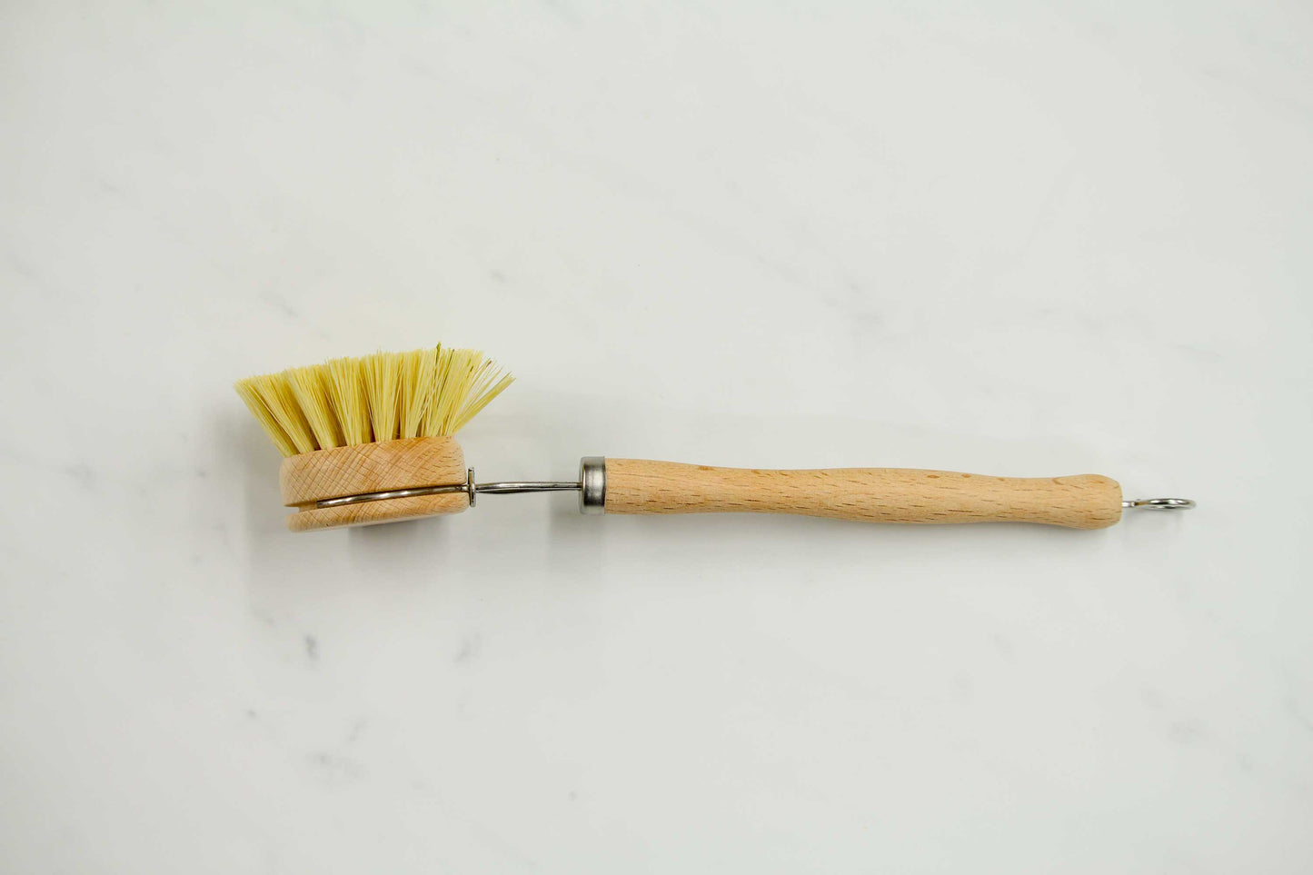 Dish brush with sisal fiber bristles and beech wood handle