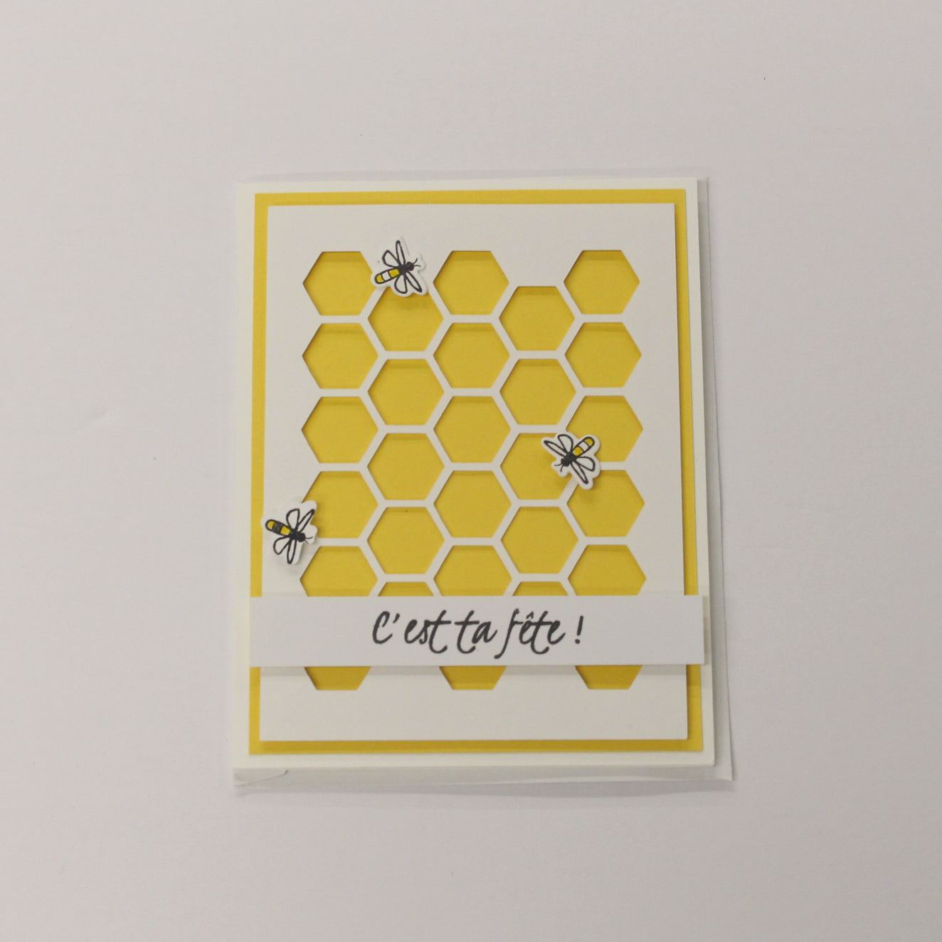 Honeycomb birthday card that says it's your birthday in French