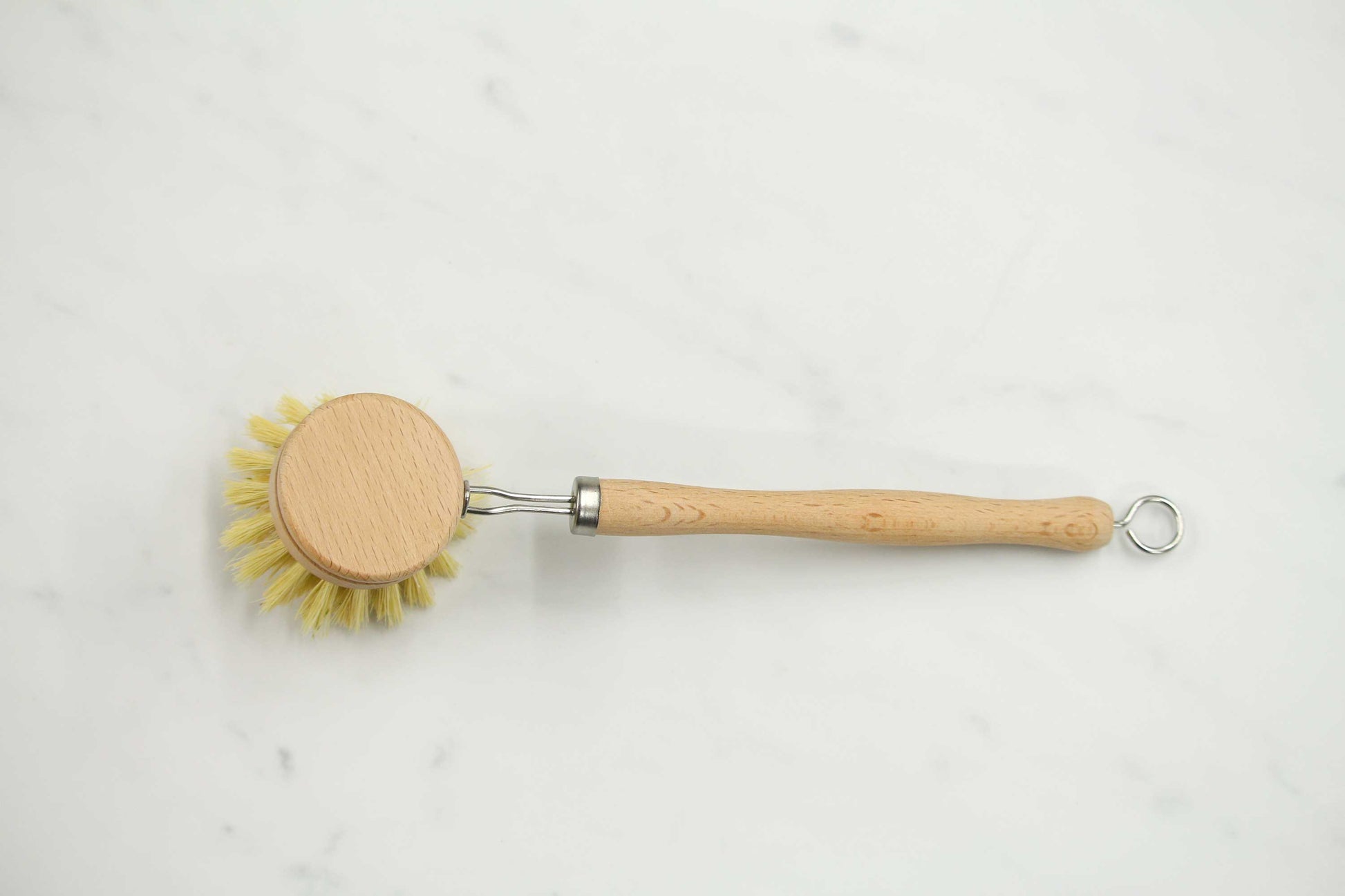 Dish brush with sisal fiber bristles and beech wood handle